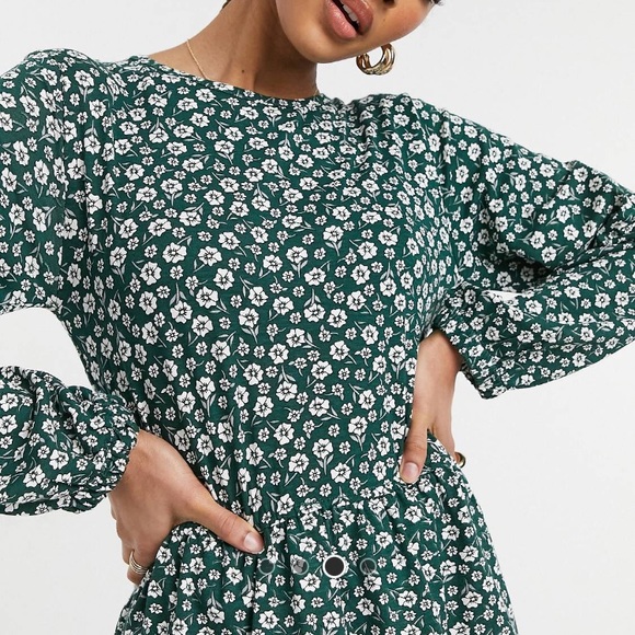 Wednesday’s Girl dress in vintage floral. Size S. - Picture 3 of 9